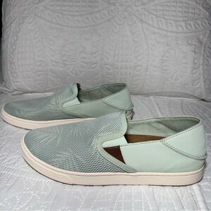 Women's OluKai Pehuea Shoes - Size 9.5 mint green slip on shoes